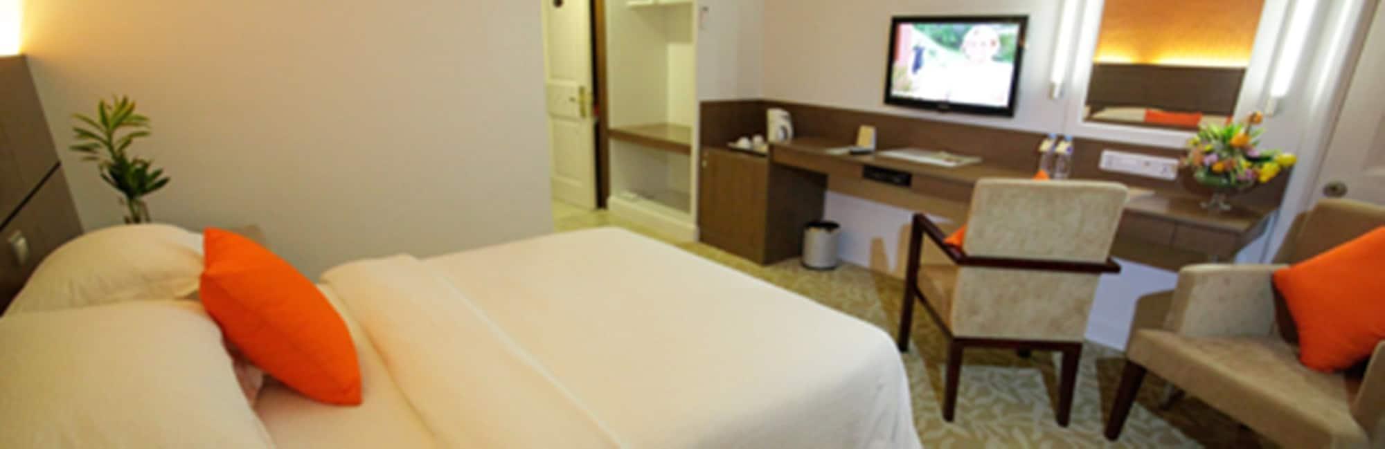 The Royal Mandaya Hotel Davao City Dış mekan fotoğraf