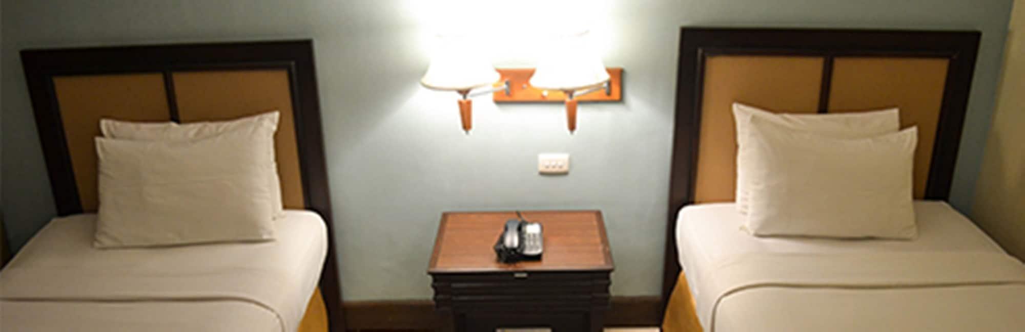 The Royal Mandaya Hotel Davao City Dış mekan fotoğraf