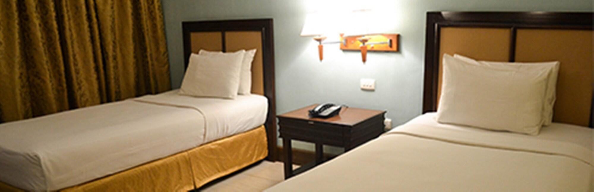 The Royal Mandaya Hotel Davao City Dış mekan fotoğraf
