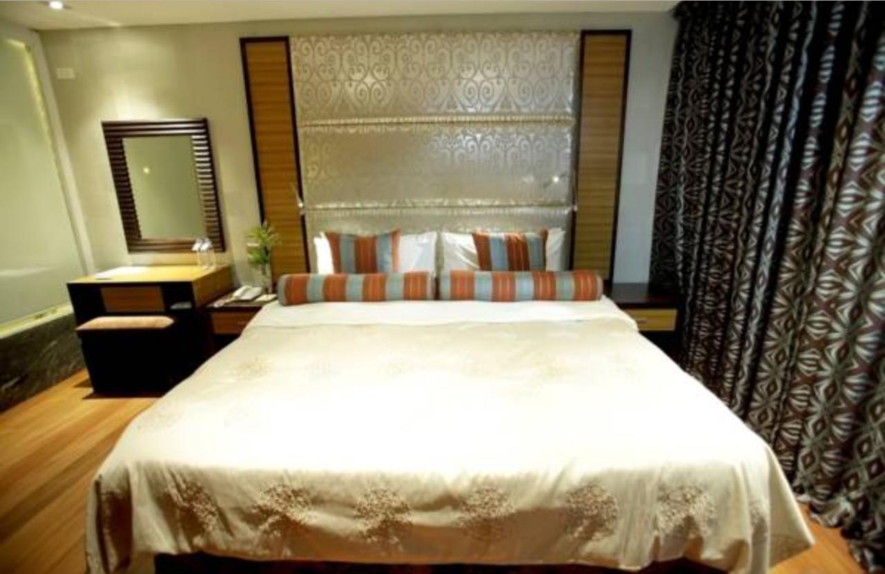 The Royal Mandaya Hotel Davao City Dış mekan fotoğraf