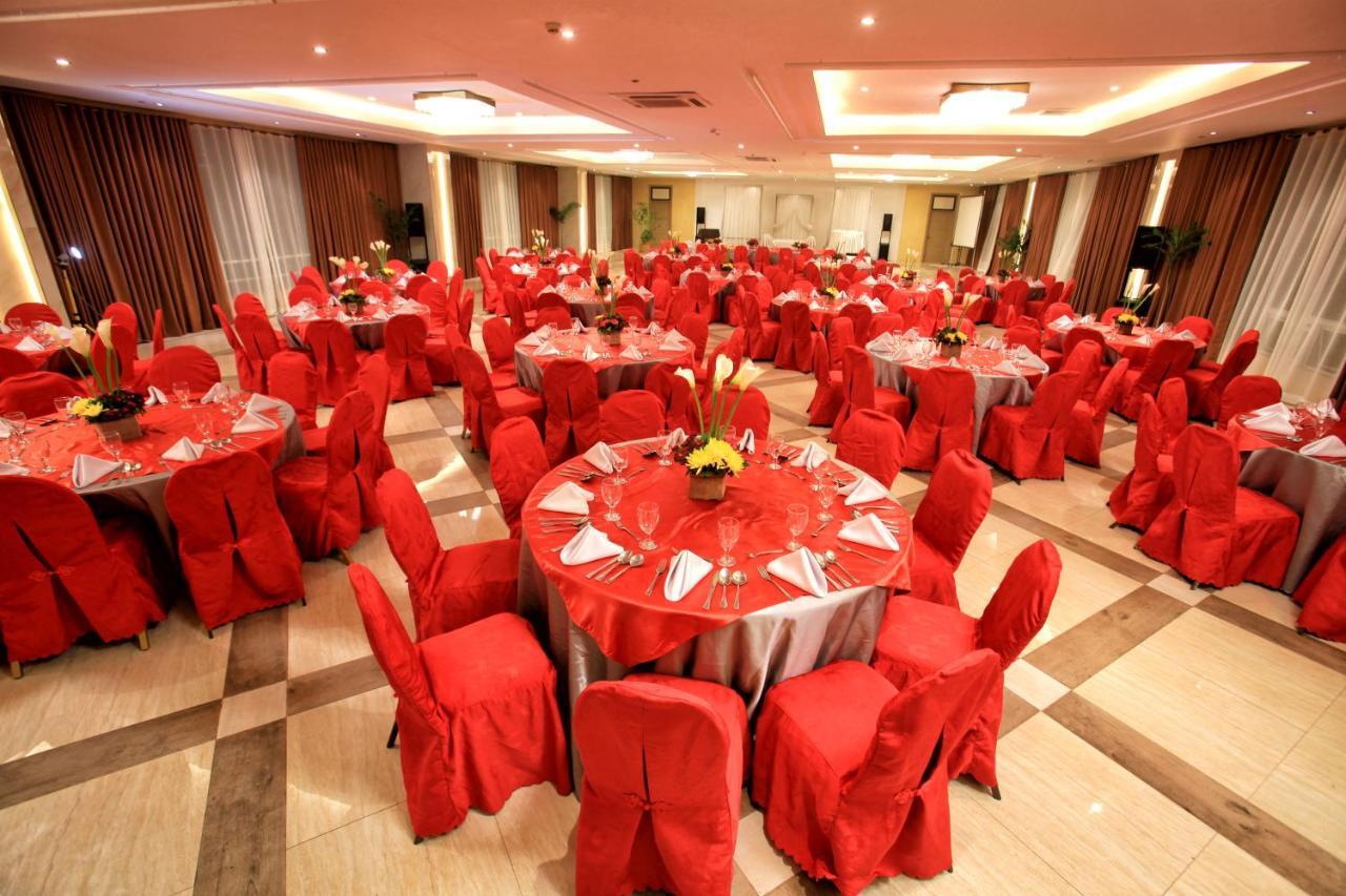The Royal Mandaya Hotel Davao City Dış mekan fotoğraf